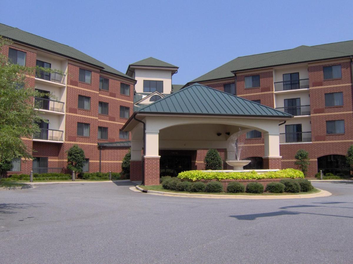 Courtyard By Marriott Hickory Hotel Exterior photo